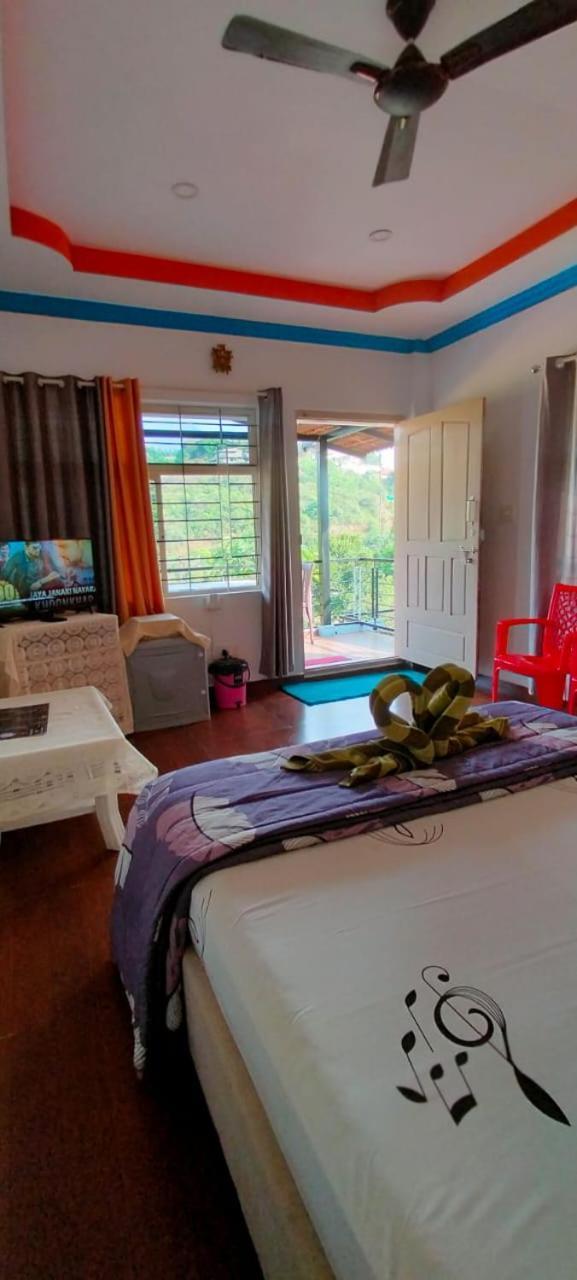 Snowdrop Inn Coorg Madikeri Room photo